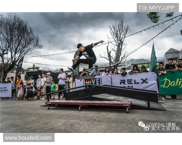 武汉滑板队在世界街舞大赛中以53分稳居积分榜首位