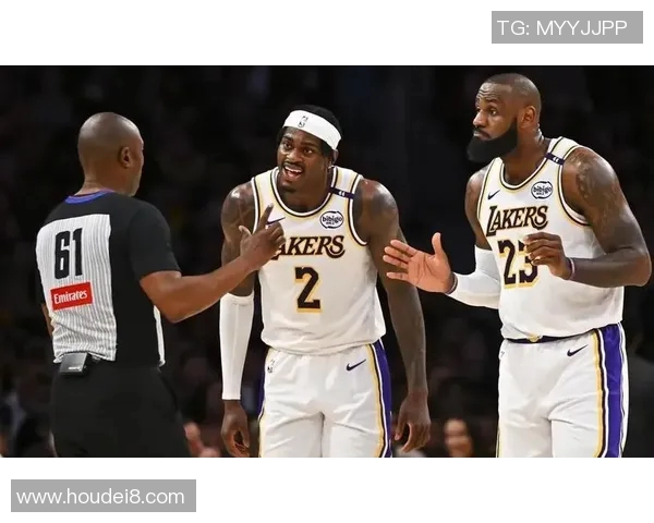 湖人火箭今日激战回顾精彩瞬间与球员表现分析