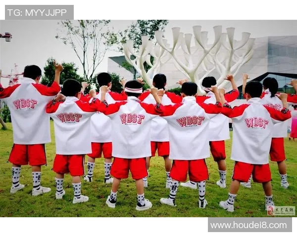 重庆街舞队逆袭之路：从传统到创新的华丽转身与反击之战