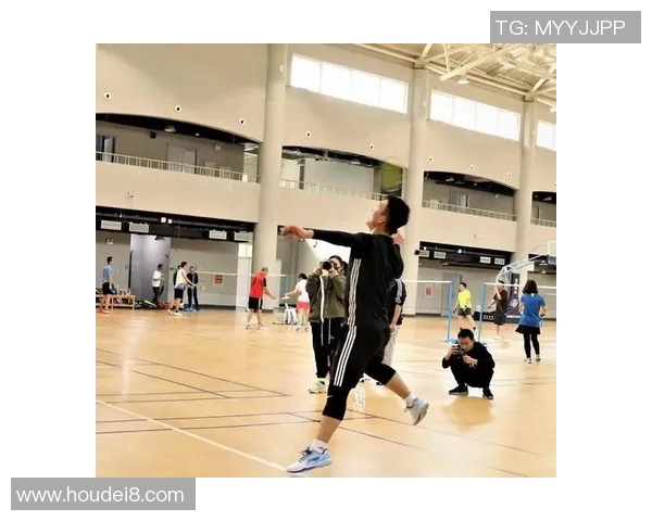 重庆飞盘队在极限运动世界杯中的逆袭之路与荣耀时刻 重庆飞盘队在极限运动世界杯中的逆袭之路与荣耀时刻