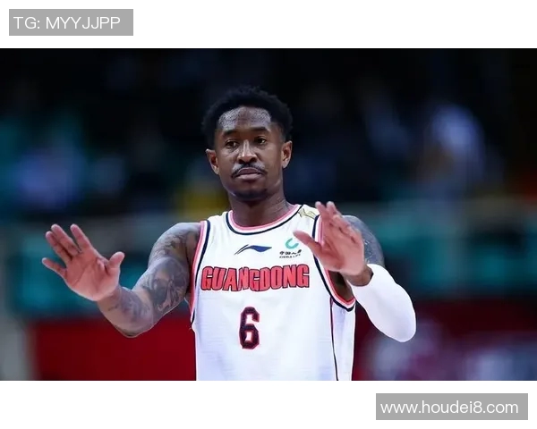 马尚布鲁克斯:从NBA明星到中国篮球的传奇旅程与影响 马尚布鲁克斯:从NBA明星到中国篮球的传奇旅程与影响