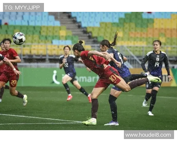 东亚杯激战中国队对阵日本队精彩回顾与战况分析 东亚杯激战中国队对阵日本队精彩回顾与战况分析